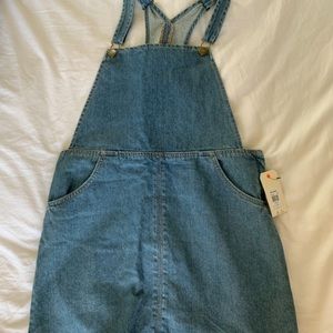Billabong Women’s overall dress denim size Large